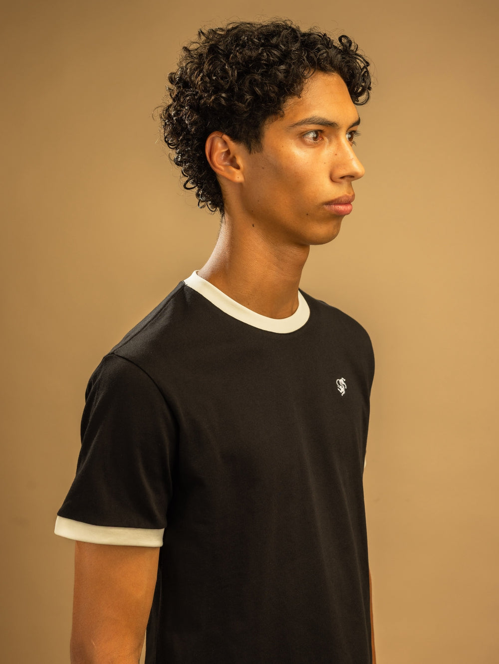 Contrast Tee Black