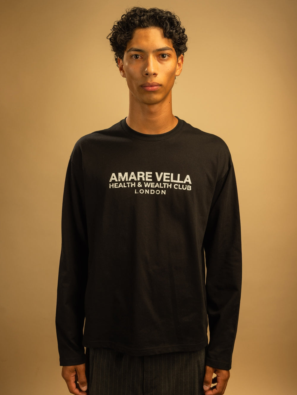 Health and Wealth Club Longsleeve Black