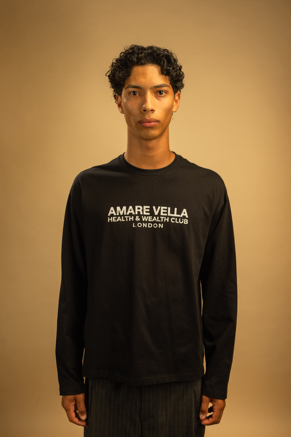 Health and Wealth Club Longsleeve Black